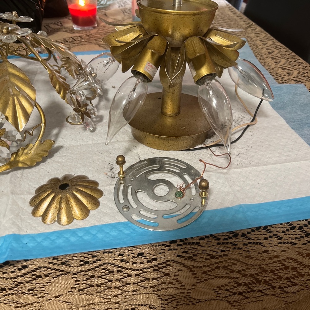 Light Fixture - Picture 3 of 3